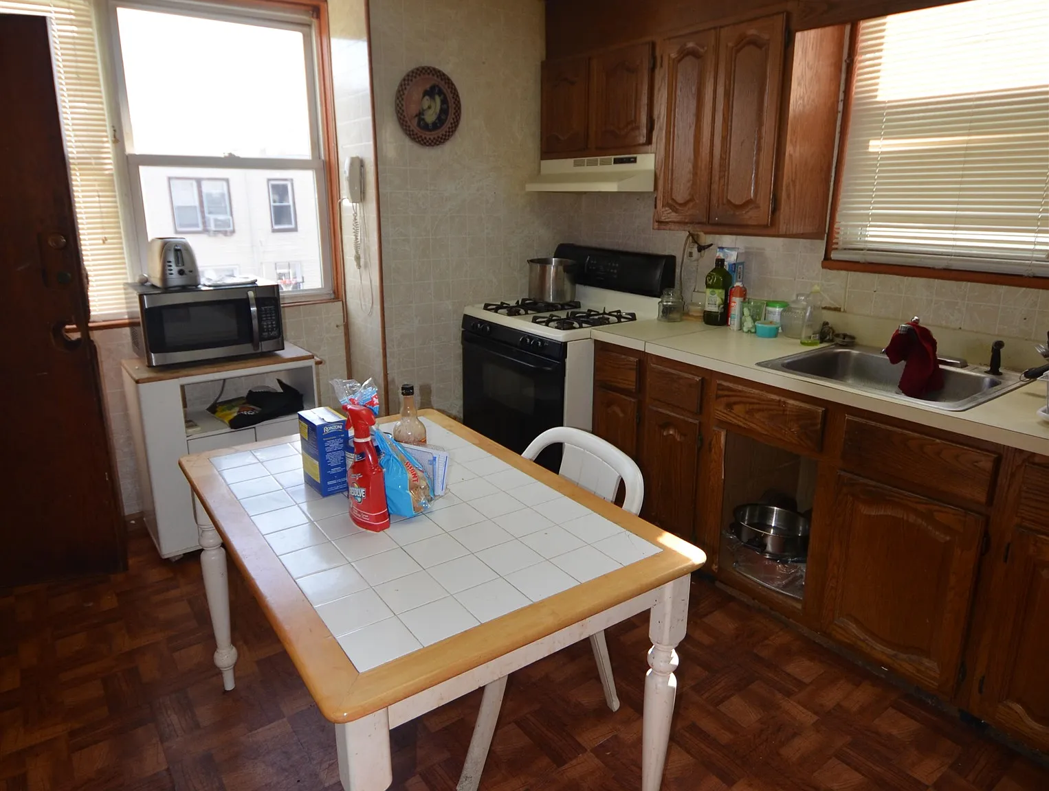 Kitchen before renovation